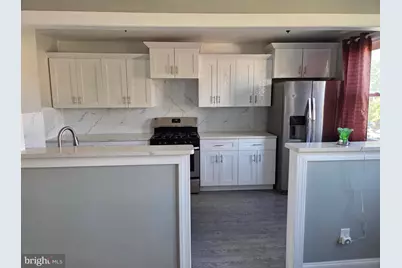 211 Lardner Street, Philadelphia, PA 19111 - Photo 9