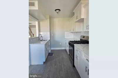 211 Lardner Street, Philadelphia, PA 19111 - Photo 11