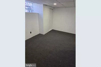 211 Lardner Street, Philadelphia, PA 19111 - Photo 27