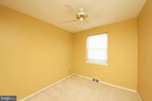 9210 Horatio Rd, Philadelphia, PA 19114 - Photo 15