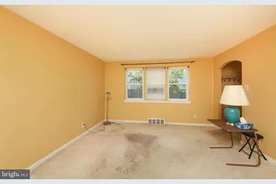 9210 Horatio Road, Philadelphia, PA 19114 - Photo 5
