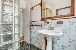 1005 N Lawrence St, Philadelphia, PA 19123 - Photo 29