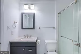 2751 Pennsylvania Ave, Philadelphia, PA 19130 - Photo 17