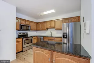 2751 Pennsylvania Ave, Philadelphia, PA 19130 - Photo 11