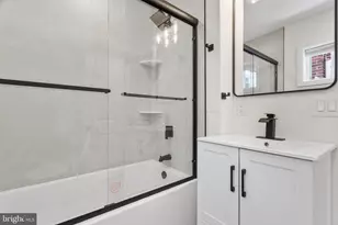 403 Daly St, Philadelphia, PA 19148 - Photo 17