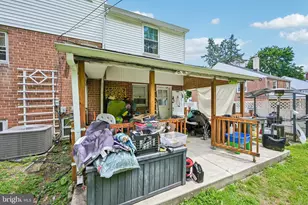 913 Lomond Ln, Philadelphia, PA 19128 - Photo 39