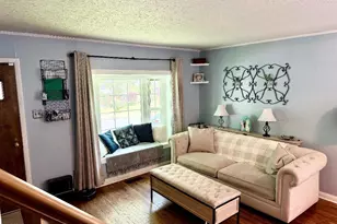 913 Lomond Ln, Philadelphia, PA 19128 - Photo 3