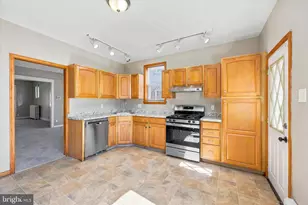 7781 Hasbrook Ave, Philadelphia, PA 19111 - Photo 13