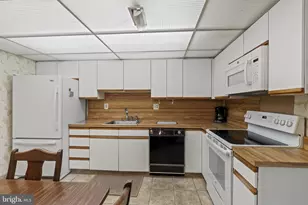 2131 Welsh Rd, Philadelphia, PA 19115 - Photo 15