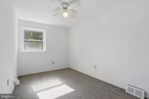 4210 Lyman Dr, Philadelphia, PA 19114 - Photo 5