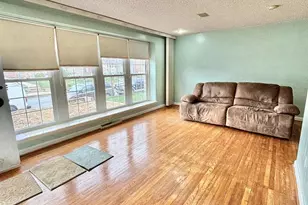 1827 Arnold St, Philadelphia, PA 19152 - Photo 5