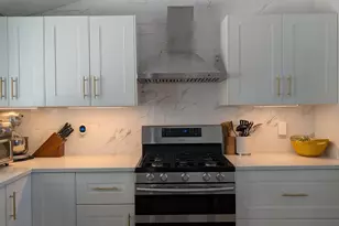 625 Renz St, Philadelphia, PA 19128 - Photo 3