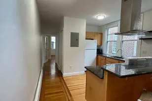 641 Bainbridge St, Philadelphia, PA 19147 - Photo 1
