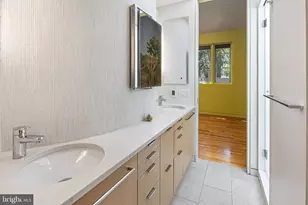 113 Pine St, Philadelphia, PA 19106 - Photo 31