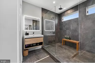2040 Pemberton Street, Philadelphia, PA 19146 - Photo 13