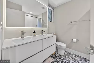 2040 Pemberton Street, Philadelphia, PA 19146 - Photo 11