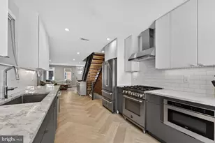2040 Pemberton St, Philadelphia, PA 19146 - Photo 7