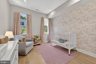 2040 Pemberton St, Philadelphia, PA 19146 - Photo 9
