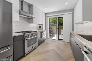 2040 Pemberton St, Philadelphia, PA 19146 - Photo 5