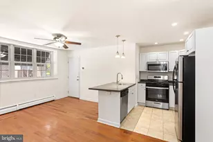 2531 Lombard St, Philadelphia, PA 19146 - Photo 9