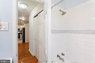 2531 Lombard St, Philadelphia, PA 19146 - Photo 17