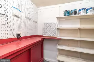813 Green Valley Dr, Philadelphia, PA 19128 - Photo 29