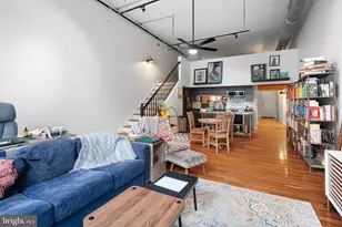1027 Arch St, Philadelphia, PA 19107 - Photo 3