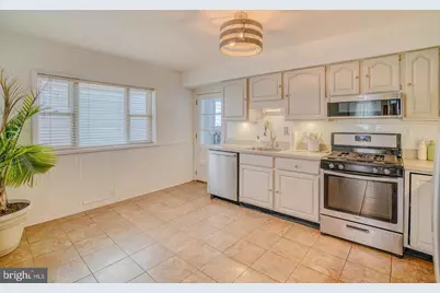 320 Hermitage Street, Philadelphia, PA 19128 - Photo 11