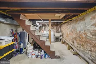 146 Melvale St, Philadelphia, PA 19125 - Photo 23