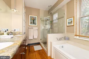 734 S Marvine St, Philadelphia, PA 19147 - Photo 23