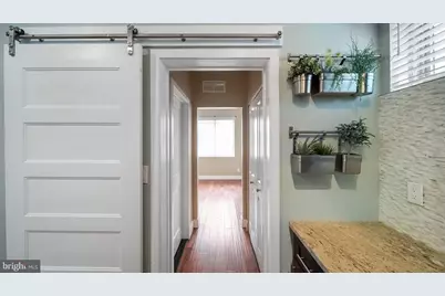 906 N 16th Street #3R, Philadelphia, PA 19130 - Photo 17