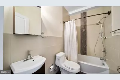 906 N 16th Street #3R, Philadelphia, PA 19130 - Photo 15