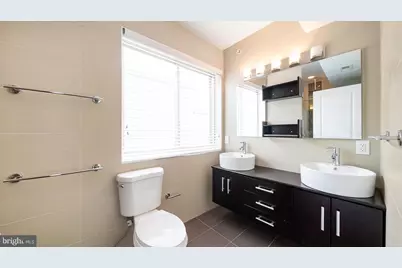 906 N 16th Street #3R, Philadelphia, PA 19130 - Photo 21