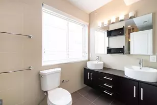 906 N 16th St, Philadelphia, PA 19130 - Photo 21