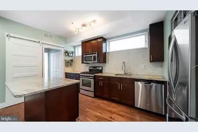 906 N 16th Street #3R, Philadelphia, PA 19130 - Photo 5