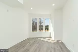1423 N 8th St, Philadelphia, PA 19122 - Photo 7