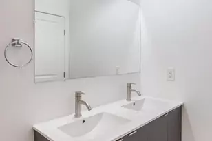 1423 N 8th St, Philadelphia, PA 19122 - Photo 11