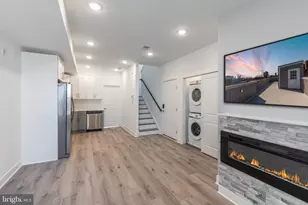 1423 N 8th St, Philadelphia, PA 19122 - Photo 1