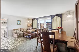 2127 Hoffnagle St, Philadelphia, PA 19152 - Photo 9