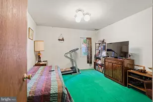 2127 Hoffnagle St, Philadelphia, PA 19152 - Photo 21