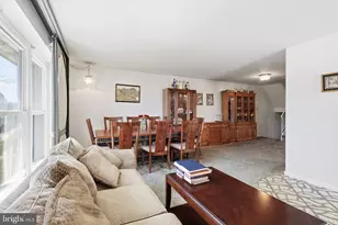 2127 Hoffnagle St, Philadelphia, PA 19152 - Photo 9