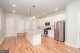 1945 Gerritt St, Philadelphia, PA 19146 - Photo 5
