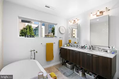 212 N 21st Street #1, Philadelphia, PA 19103 - Photo 23