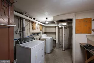 1323 Longshore Ave, Philadelphia, PA 19111 - Photo 27