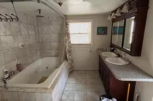 1842 Christian St, Philadelphia, PA 19146 - Photo 11