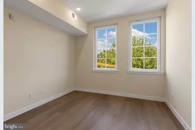 1701 S 4th Street #203, Philadelphia, PA 19148 - Photo 11