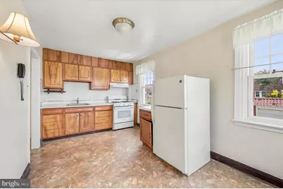1423 Friendship Street, Philadelphia, PA 19111 - Photo 9