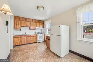 1423 Friendship St, Philadelphia, PA 19111 - Photo 9