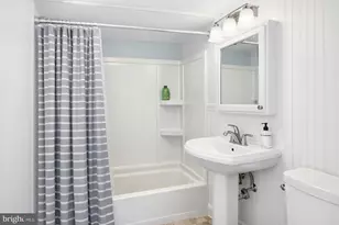 224 W Rittenhouse Square, Philadelphia, PA 19103 - Photo 5