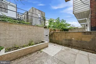 2334 Pierce St, Philadelphia, PA 19145 - Photo 23